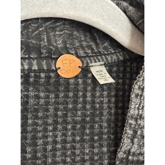 Free People FP One Black Waffle Knit Utility Jacket Oversized Dark Academia M - Picture 3 of 5